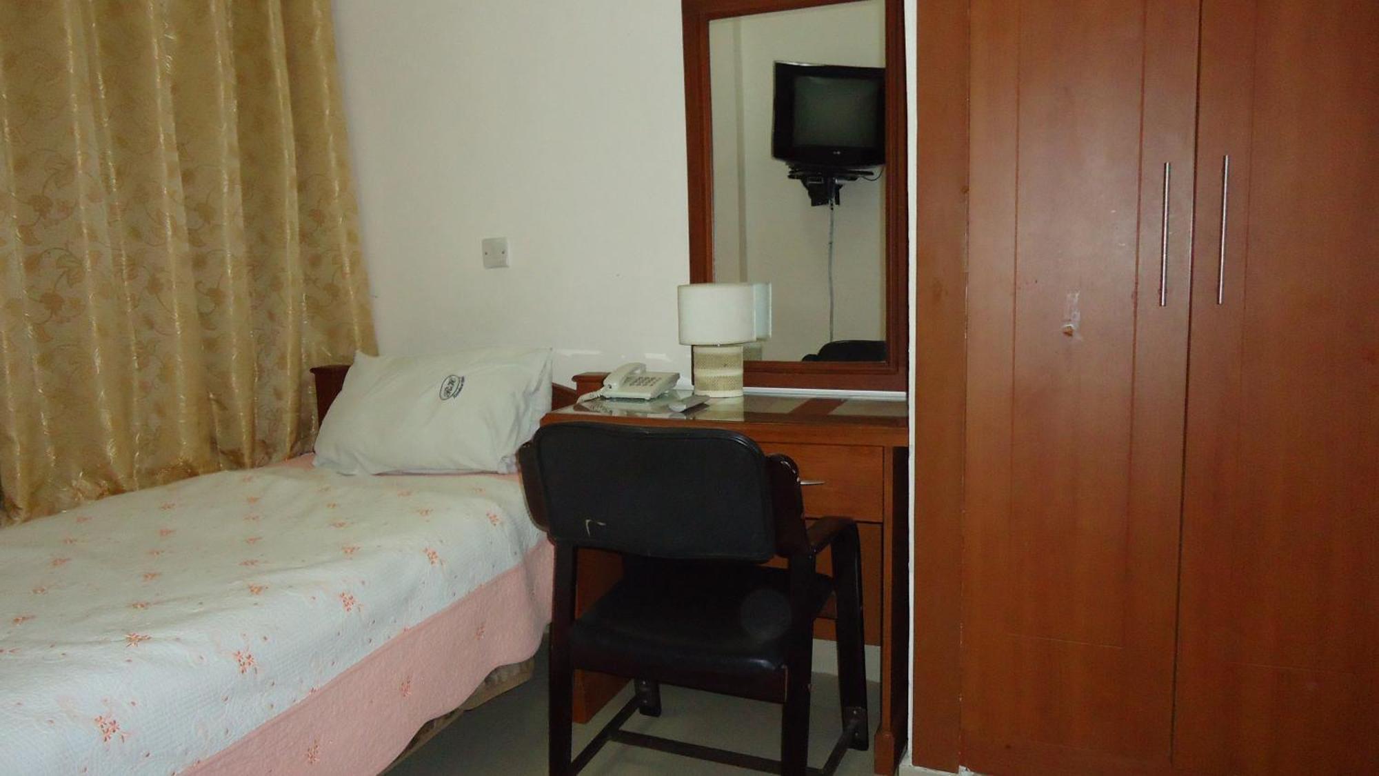 Rainbow Hotel Dar es Salaam Rum bild