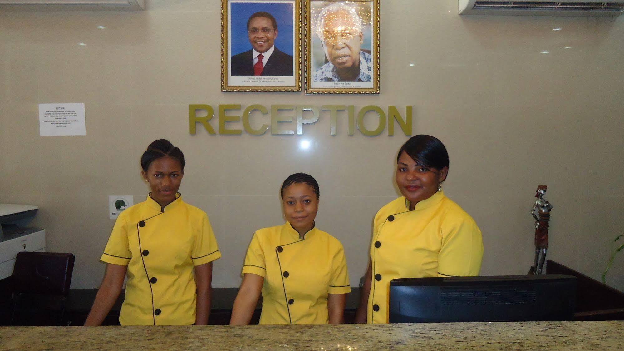 Rainbow Hotel Dar es Salaam Exteriör bild